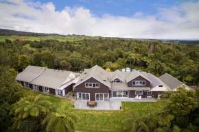 Отель Patuha Rainforest Retreat  Окато